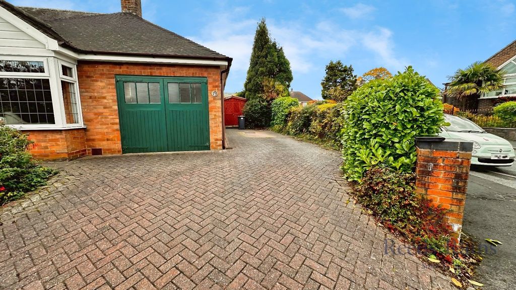 Additional image 16 of 3 bed bungalow for saleMelrose Avenue, Newcastle, Staffordshire ST5