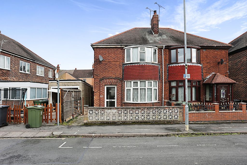 3 bed semi-detached house for saleCartwright Street, Loughborough, Leicestershire LE11