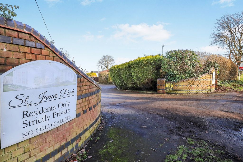 Additional image 14 of 2 bed mobile/park home for saleNew Road, Featherstone, Wolverhampton WV10