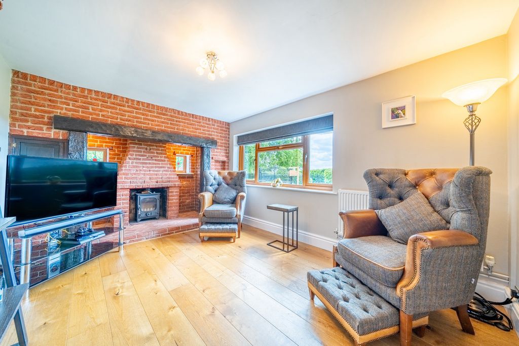 Additional image 13 of 4 bed detached house for saleChapel Lane, Hanbury, Staffordshire DE13