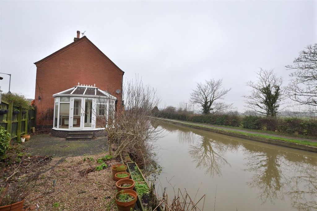 Additional image 18 of 3 bed semi-detached house for saleMain Street, Zouch LE12