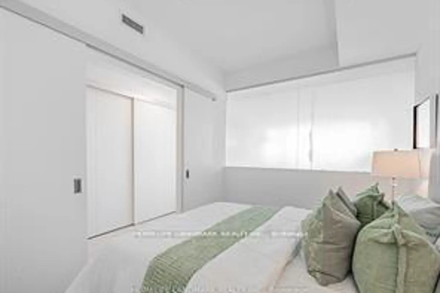 Additional image 14 of 197 Yonge Street 4211