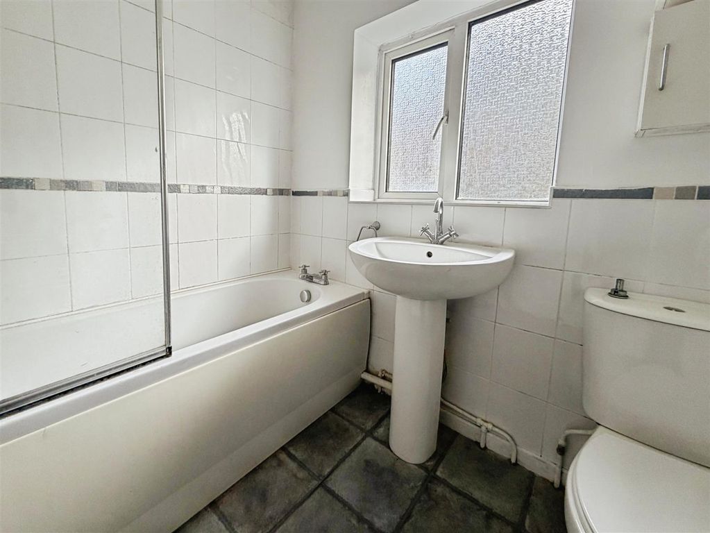 Additional image 13 of 3 bed end terrace house for saleUnderwood Road, Newcastle ST5