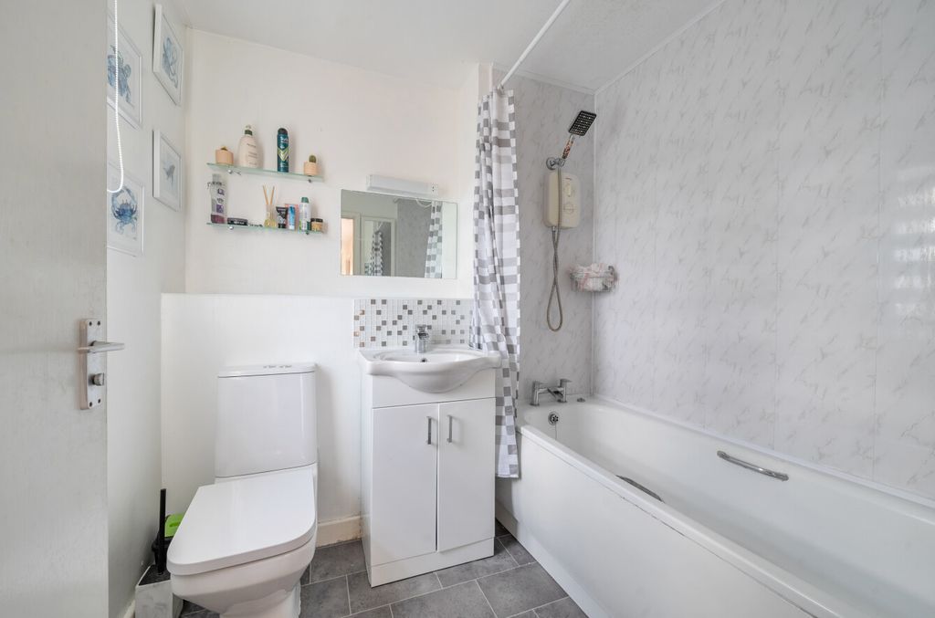 Additional image 6 of 2 bed flat for saleFlax Mill Park, Devizes, Wiltshire SN10