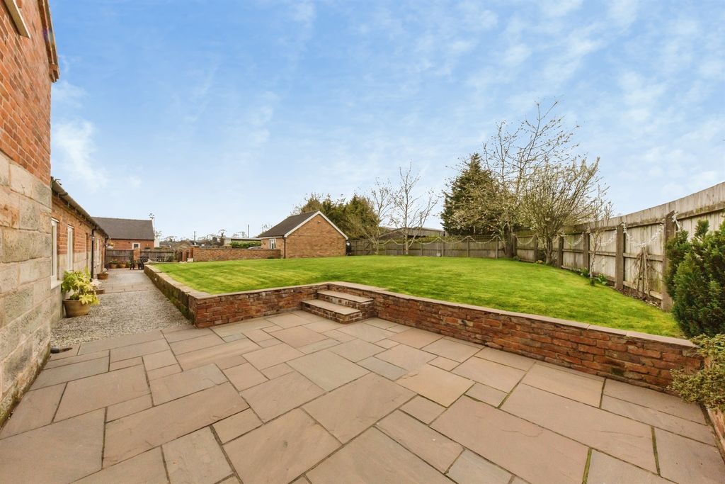 Additional image 19 of 4 bed detached house for saleHighfields Barn, Beamhurst, Uttoxeter ST14