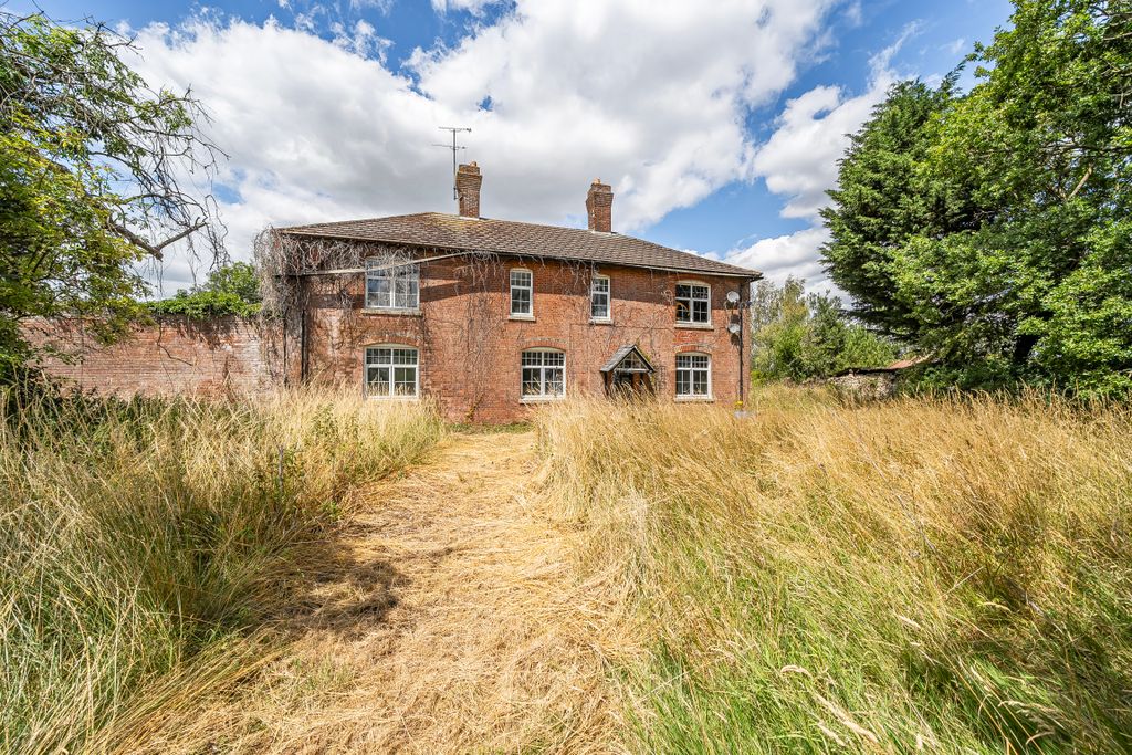Additional image 2 of 5 bed detached house for saleWhitehill Lane, Royal Wootton Bassett SN4