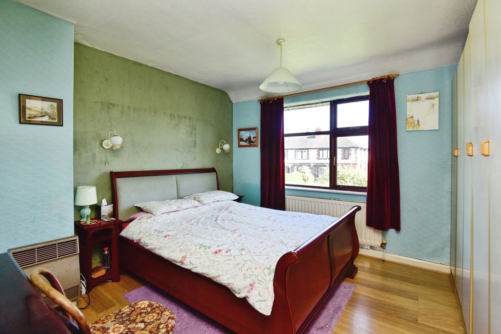 Additional image 10 of 3 bed semi-detached house for saleWestlands Avenue, Newcastle, Staffordshire ST5