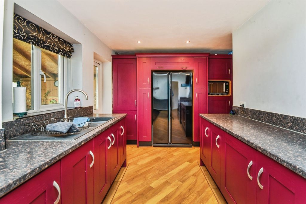 Additional image 2 of 4 bed semi-detached house for saleBright Close, Chippenham SN15