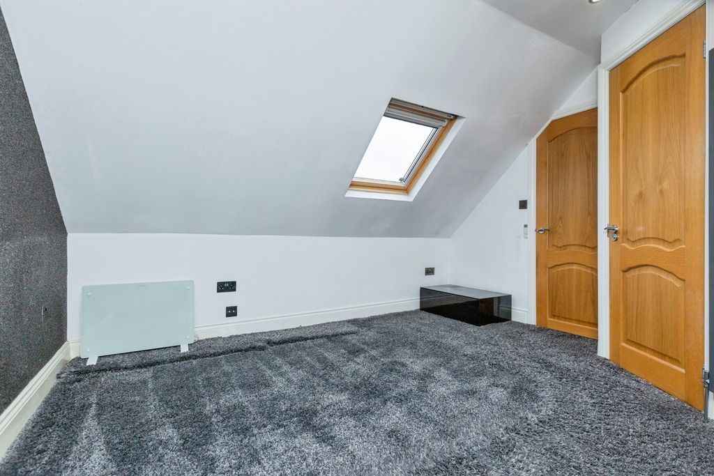 Additional image 15 of 5 bed semi-detached house for saleChesterfield Road, Leicester, Leicestershire LE5
