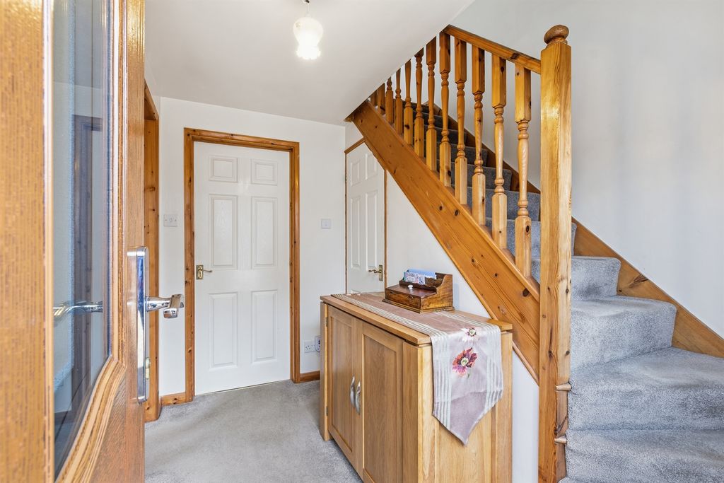 Additional image 12 of 4 bed terraced house for saleGlen Crescent, Stamford PE9