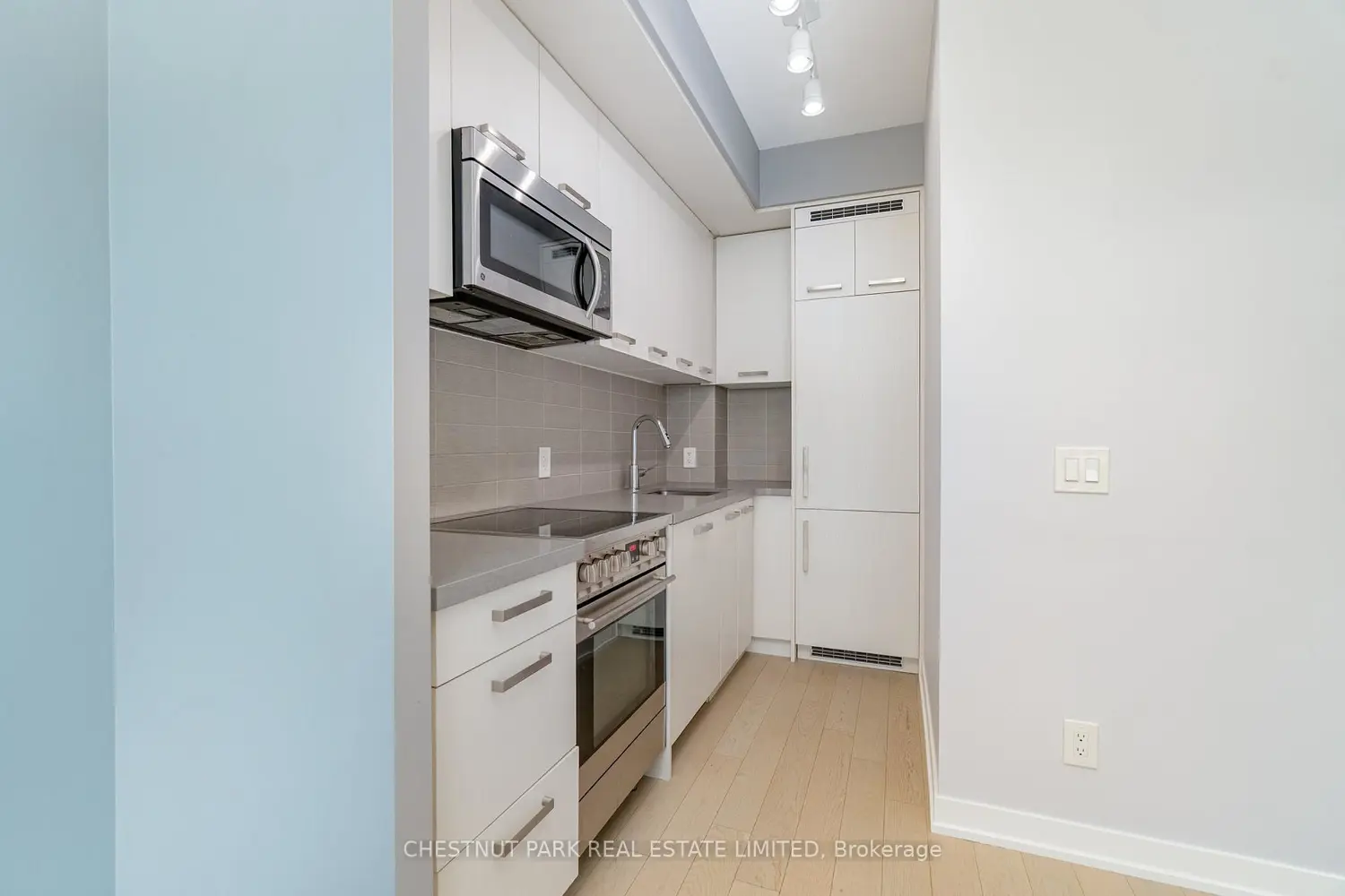 Additional image 12 of 455 Front Street N1003