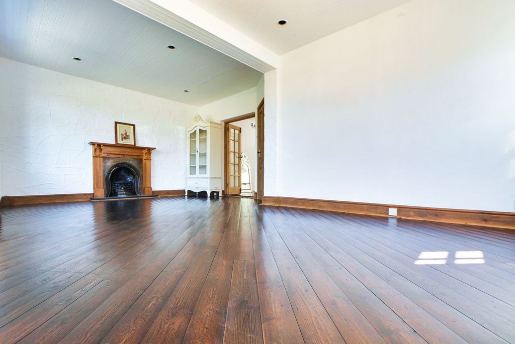 Additional image 10 of 4 bed detached house for saleGlenfield Road, Western Park, Leicester LE3