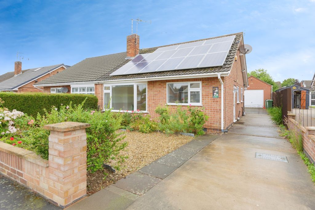 Additional image 2 of 2 bed semi-detached bungalow for saleNorfolk Road, Wigston LE18