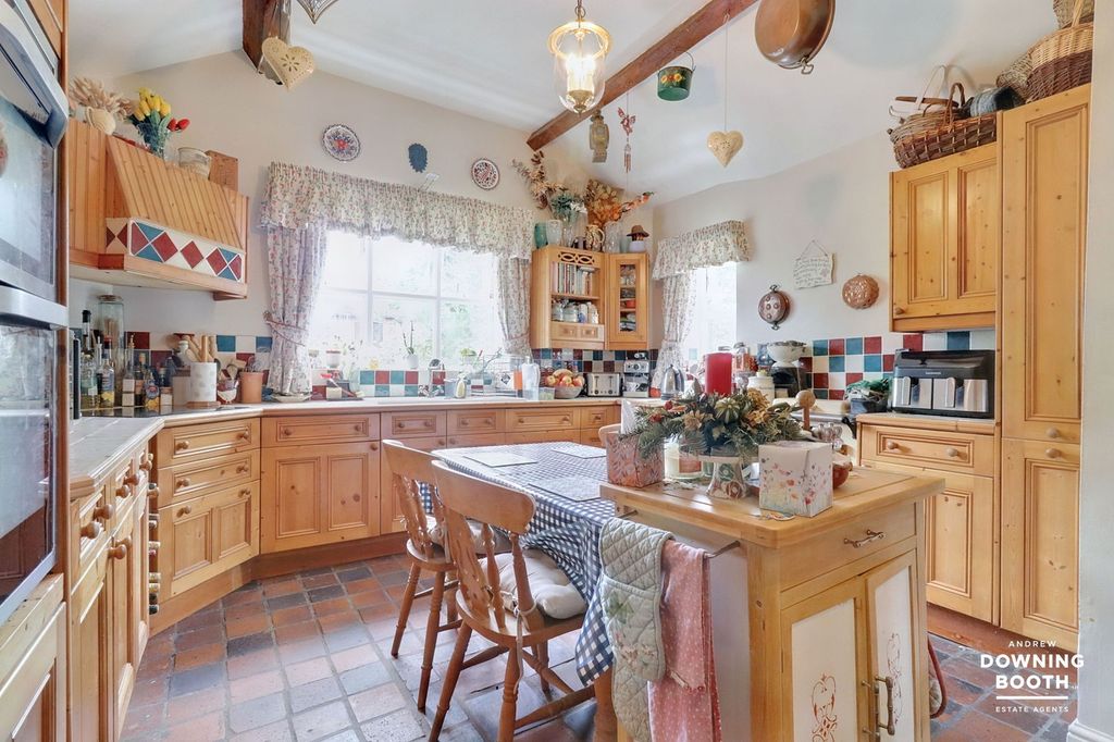 Additional image 13 of 5 bed semi-detached house for saleBishton Lane, Wolseley Bridge, Stafford ST18