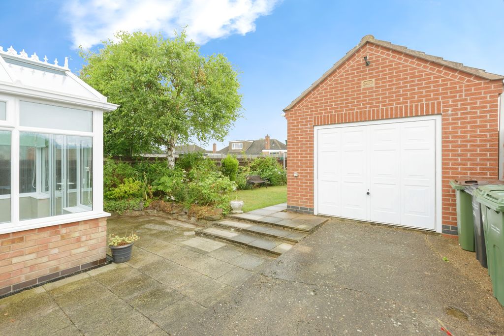 Additional image 15 of 2 bed semi-detached bungalow for saleNorfolk Road, Wigston LE18