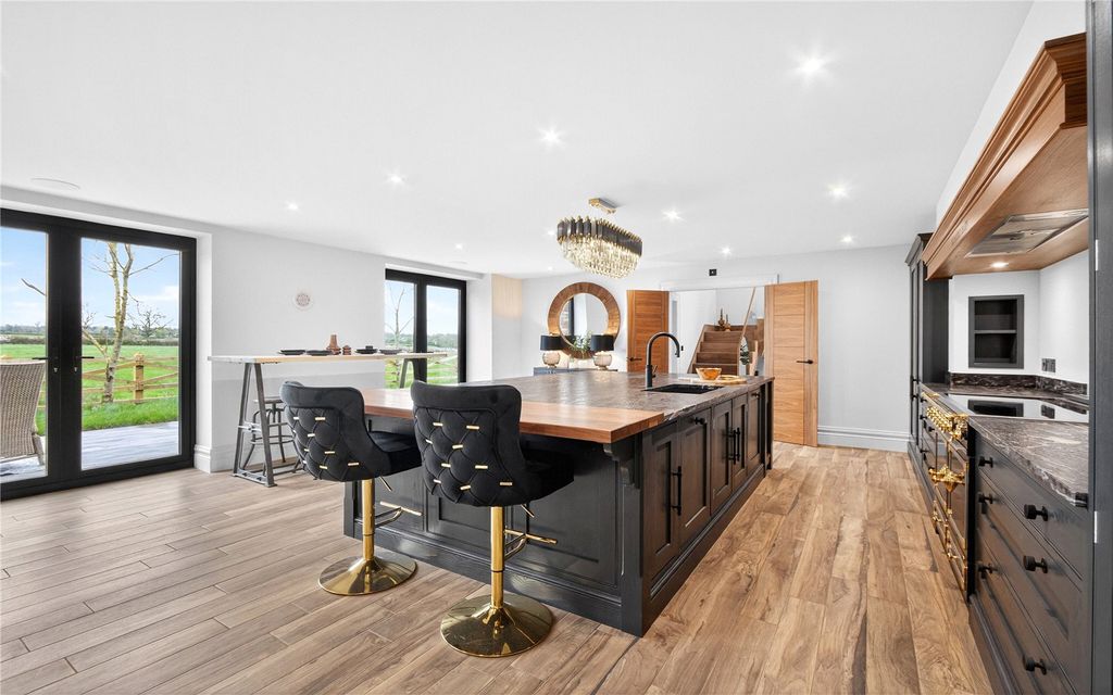 Additional image 10 of 4 bed detached house for saleBerry Thorpe Farm, Waltham Road, Thorpe Arnold, Melton Mowbray LE14