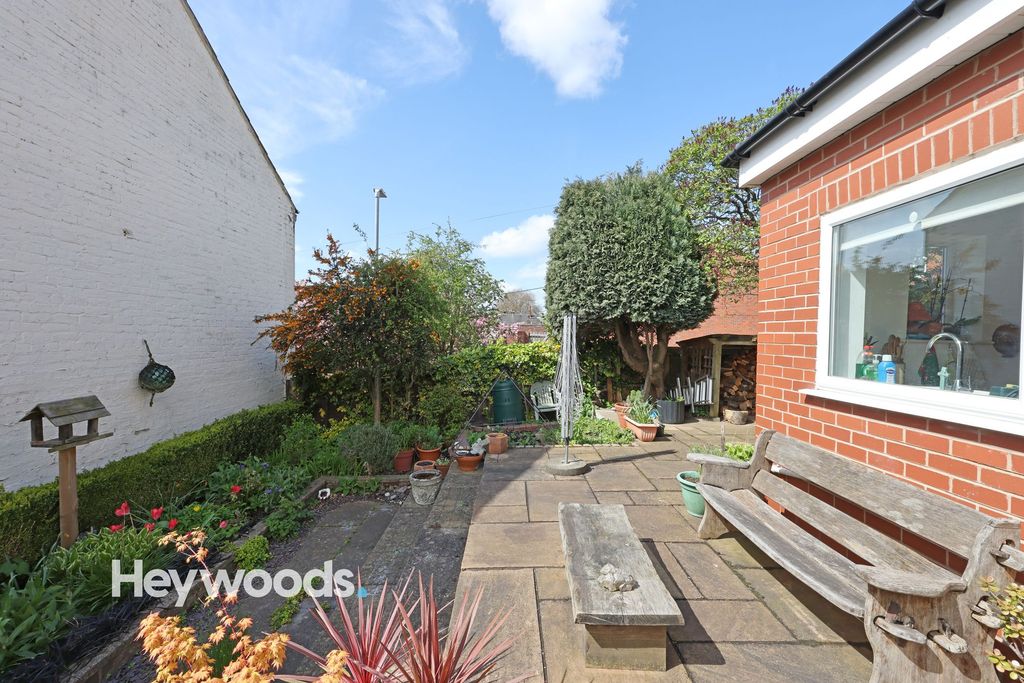 Additional image 22 of 2 bed semi-detached house for saleVicarage Crescent, Newcastle ST5
