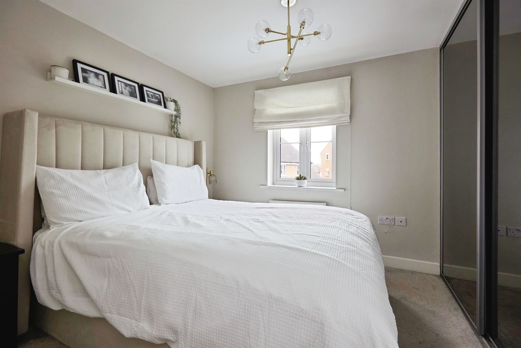 Additional image 7 of 3 bed detached house for saleHaragon Drive, Amesbury, Salisbury SP4