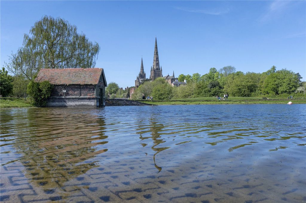 Additional image 9 of 1 bed flat for saleOld Library, The Friary, Lichfield, Staffordshire WS13