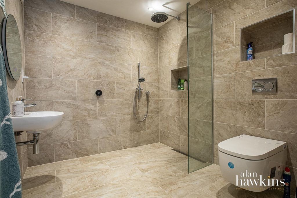 Additional image 9 of 4 bed detached house for saleNew Road, Royal Wootton Bassett SN4