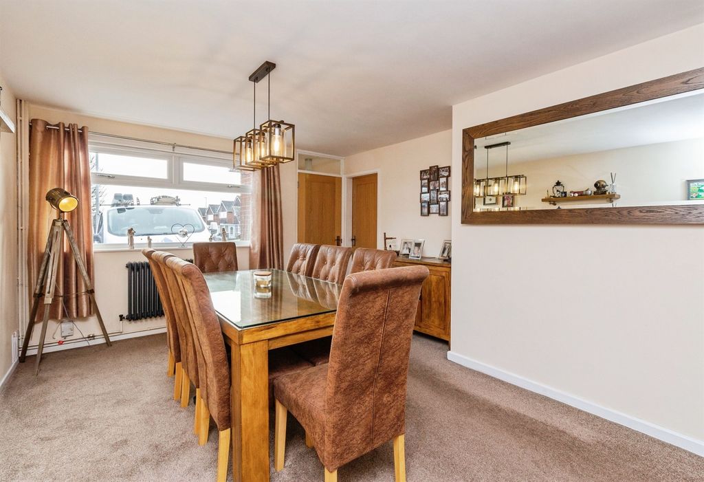 Additional image 8 of 5 bed detached house for saleSpringvale Rise, Stafford ST16
