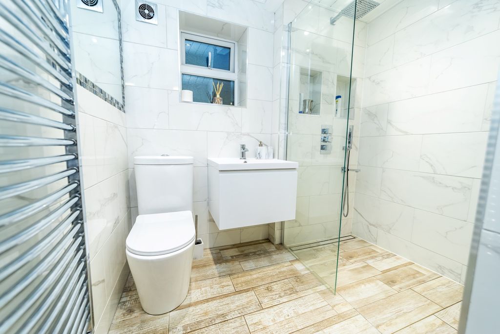 Additional image 10 of 3 bed detached house for saleForest Rise, Thurnby, Leicester LE7