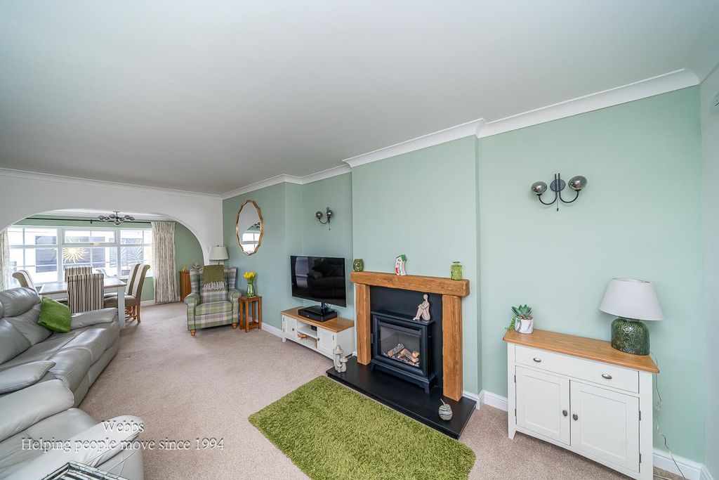 Additional image 4 of 3 bed detached bungalow for saleLichfield Drive, Great Haywood, Stafford ST18