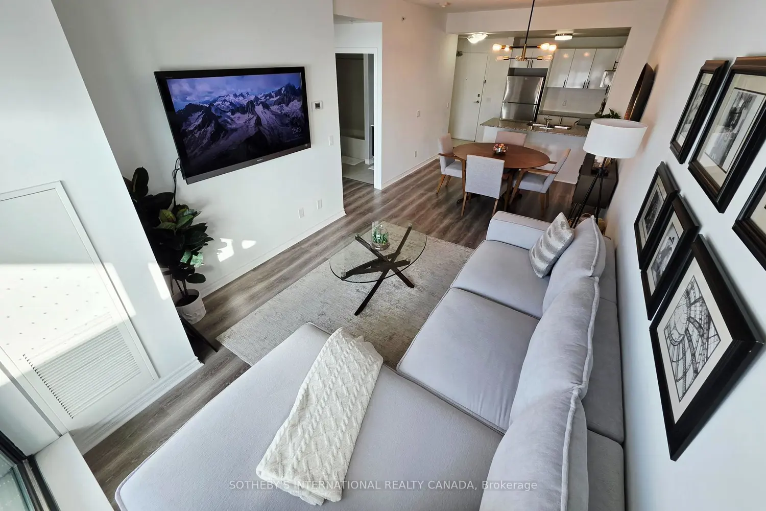 Additional image 6 of 2522 Keele Street 206