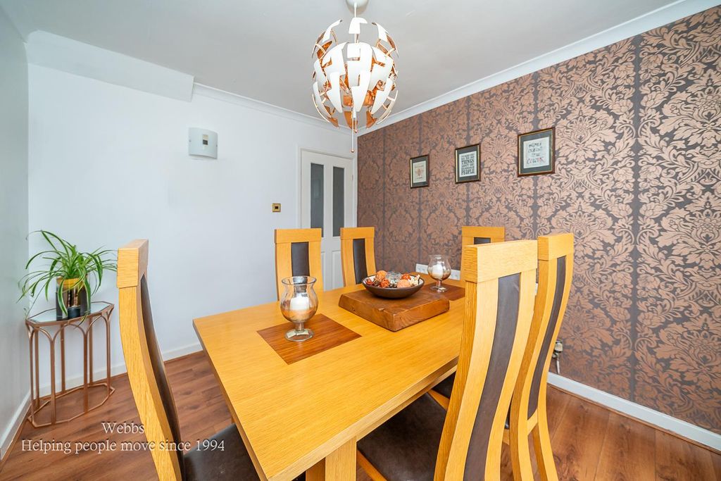 Additional image 10 of 4 bed detached house for salePool Close, Shareshill, Wolverhampton WV10