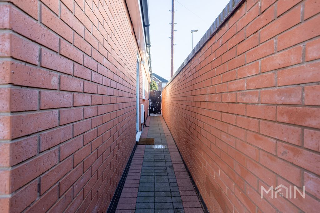 Additional image 21 of 4 bed semi-detached house for saleHighway Road, Leicestershire LE5