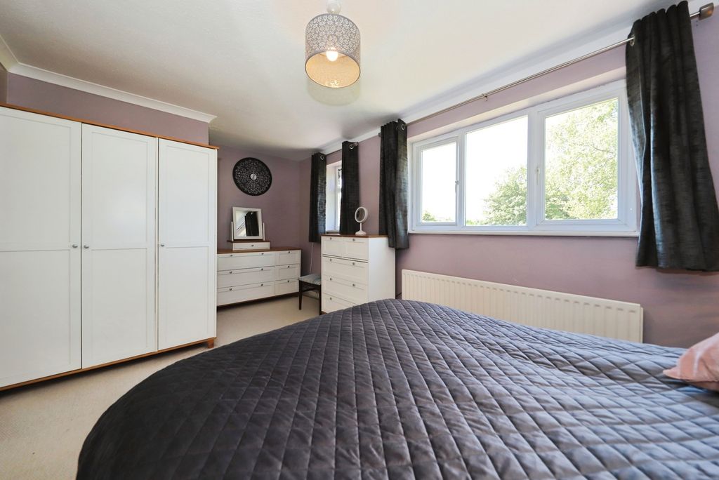Additional image 10 of 4 bed detached house for saleStokesay Avenue, Perton Wolverhampton, Staffordshire WV6