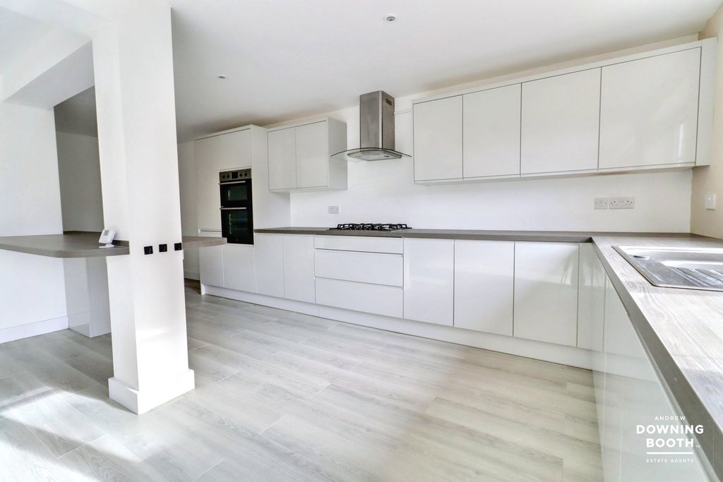 Additional image 4 of 3 bed detached house for saleTerry Close, Lichfield WS13