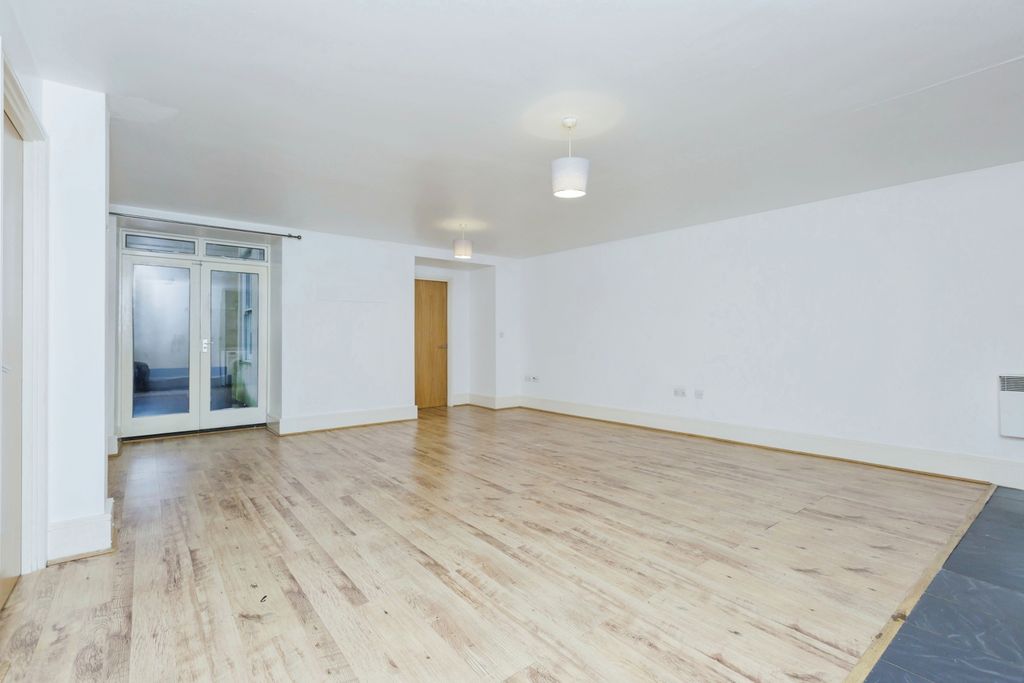 Additional image 4 of 2 bed flat for saleWimbledon Street, Leicester, Leicestershire LE1
