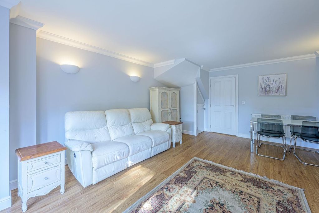Additional image 5 of 4 bed town house for saleStanham Close, Wombourne WV5