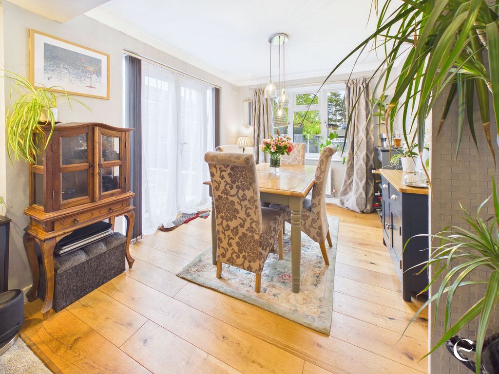 Additional image 9 of 4 bed semi-detached house for saleWilloughby Road, Stamford PE9