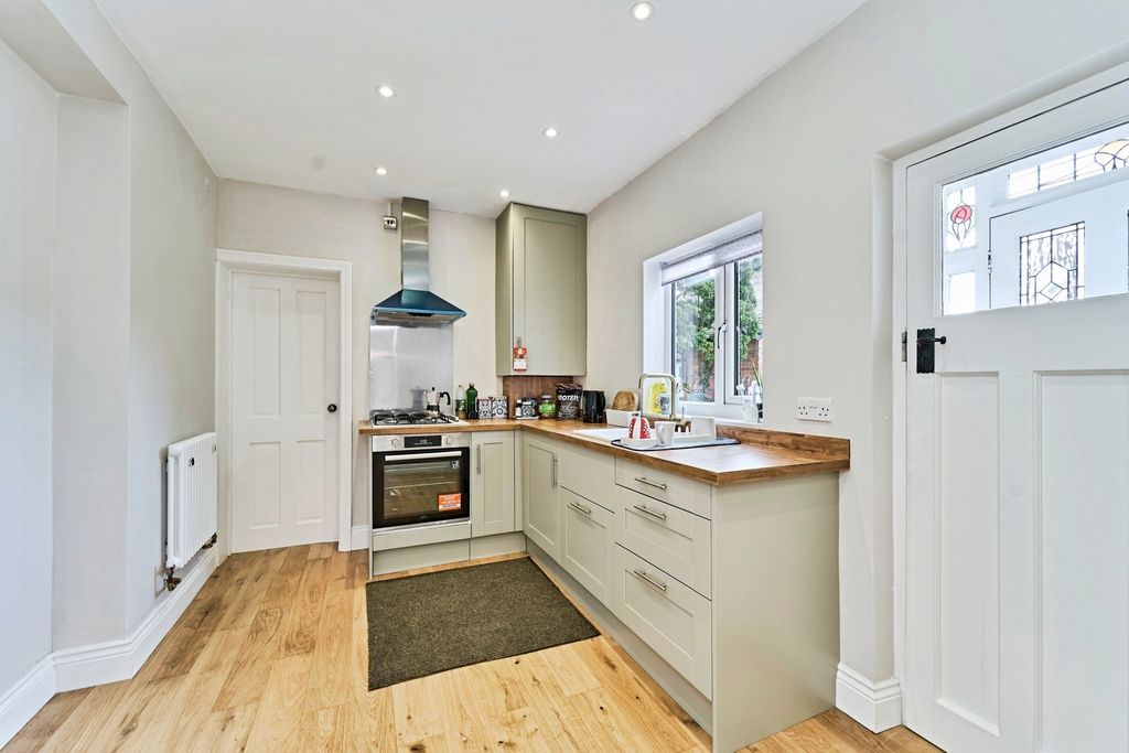 Additional image 2 of 3 bed semi-detached house for saleStation Street, Walsall, Staffordshire WS6