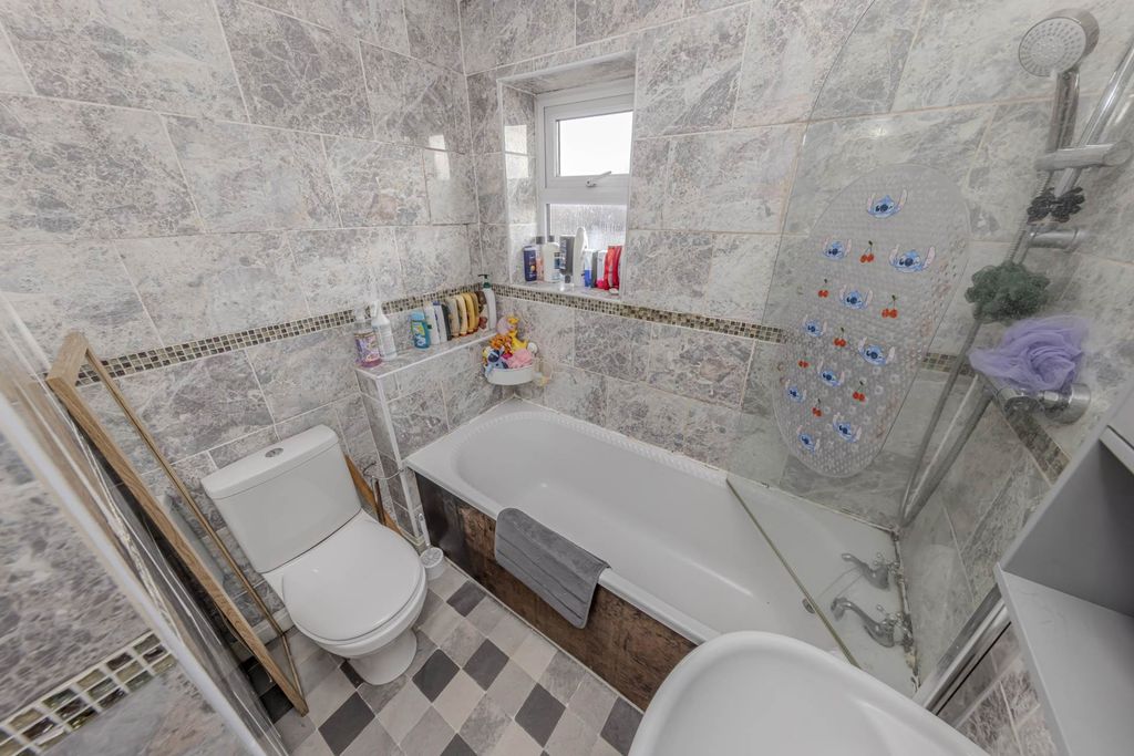 Additional image 15 of 3 bed semi-detached house for saleEast Grove, Stoke On Trent ST3