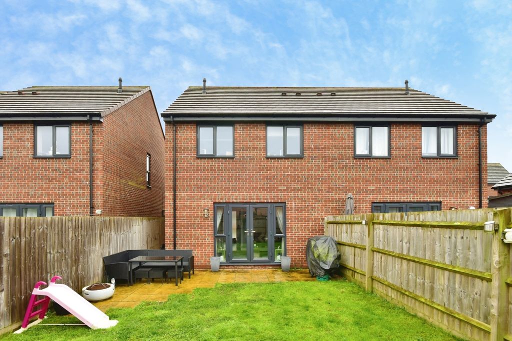 Additional image 19 of 3 bed semi-detached house for saleFell Avenue, Newcastle, Staffordshire ST5
