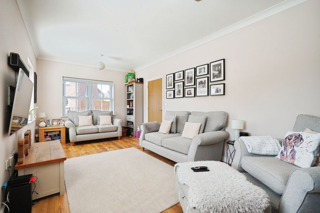 Additional image 6 of 4 bed detached house for saleMagnolia Close, Tutbury, Burton-On-Trent, Staffordshire DE13