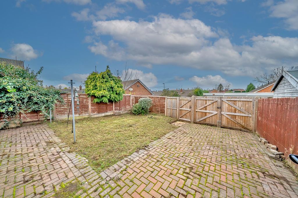 Additional image 21 of 2 bed semi-detached bungalow for salePark Lane, Great Wyrley, Walsall WS6