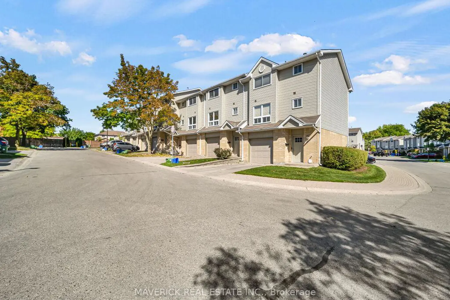 536 Third Street 49 photo 2