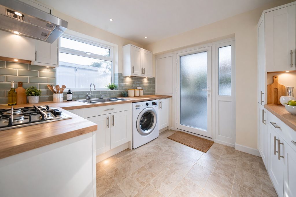 Additional image 3 of 3 bed semi-detached bungalow for saleCollege Road, Syston, Leicestershire LE7