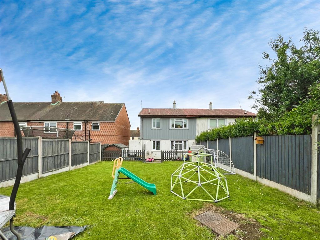 Additional image 18 of 3 bed property for saleKnype Way, Bradwell Newcastle Under Lyme, Staffordshire ST5