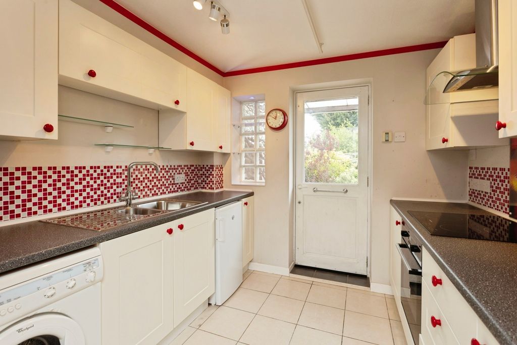 Additional image 5 of 3 bed semi-detached house for saleHomefield Road, Sileby, Loughborough, Leicestershire LE12
