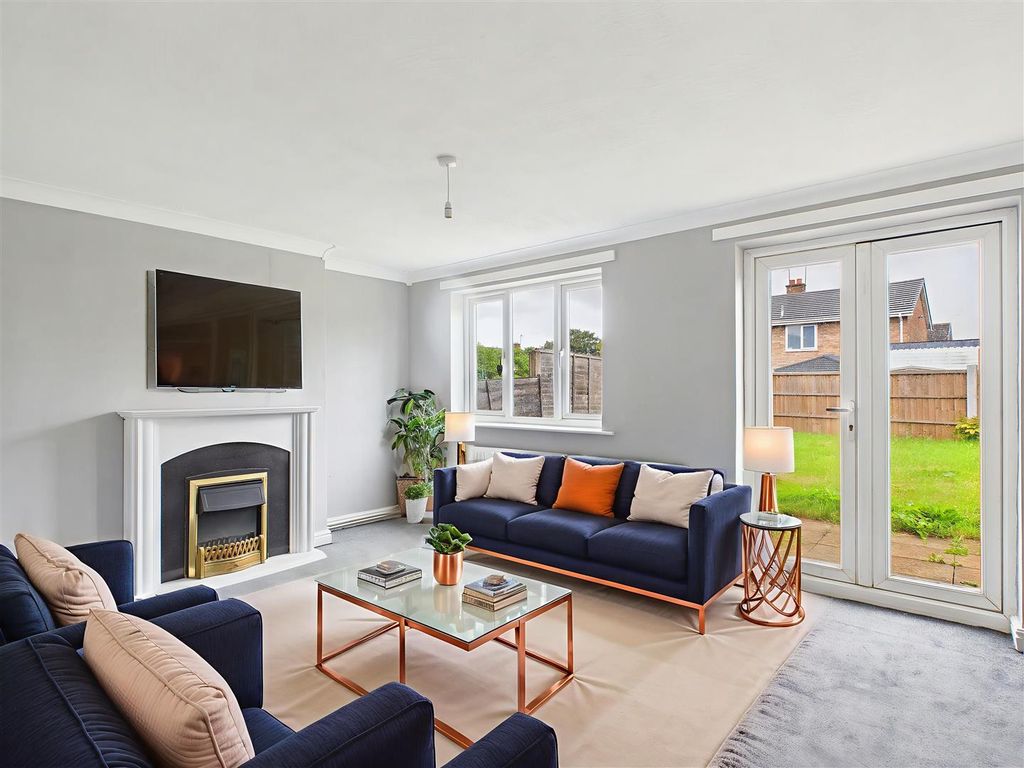 3 bed semi-detached house for saleCrab Lane, Cannock WS11