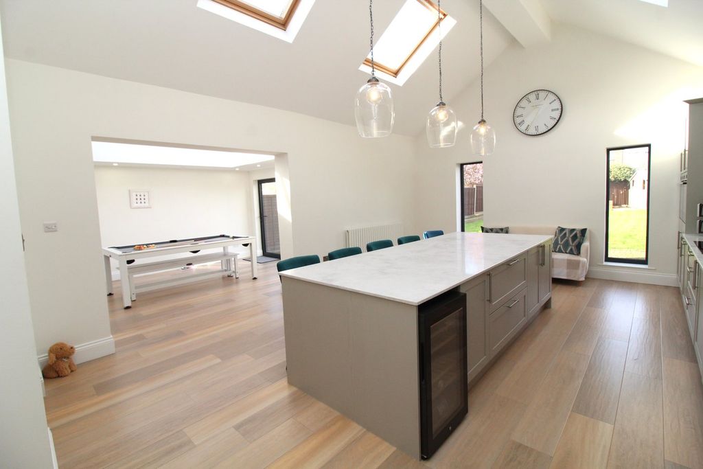 Additional image 5 of 4 bed detached house for saleLittle Glen Road, Glen Parva, Leicester LE2