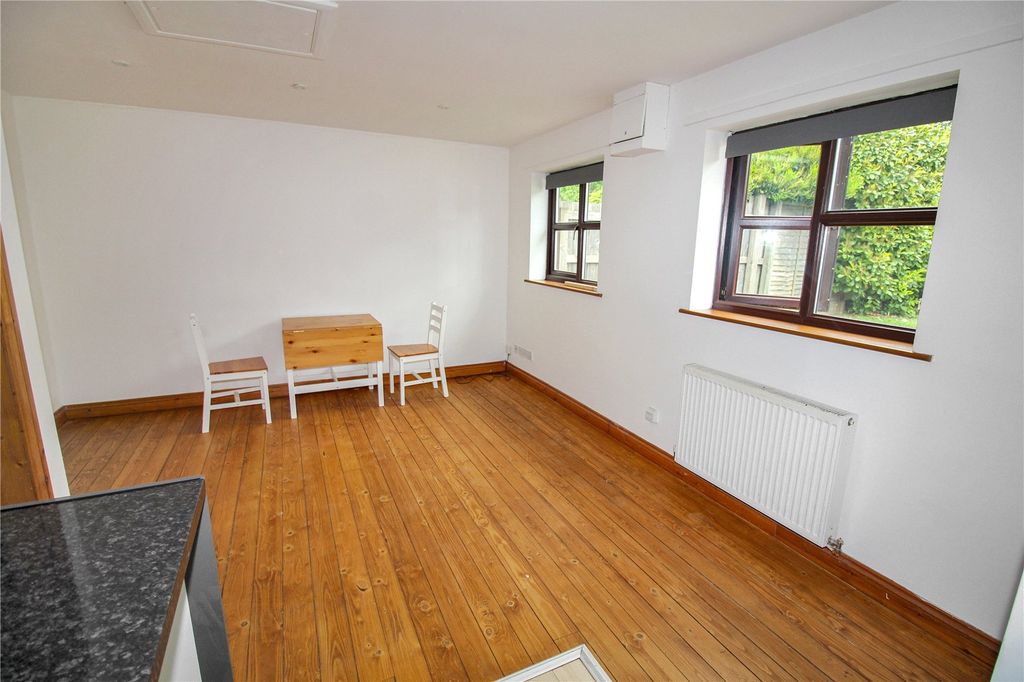 Additional image 5 of 1 bed detached house for saleGlenville Close, Royal Wootton Bassett, Wiltshire SN4