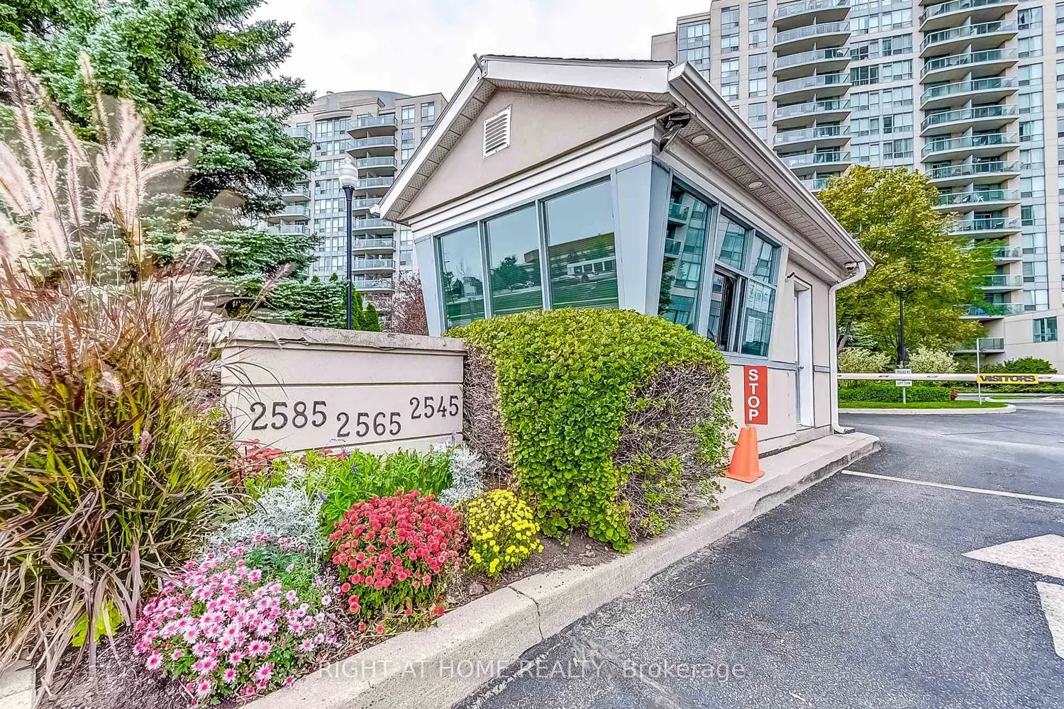 Additional image 13 of 2565 Erin Centre Boulevard 508