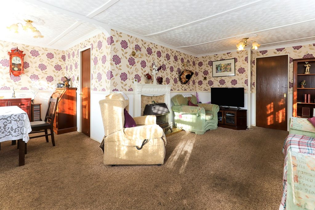 Additional image 5 of 2 bed mobile/park home for saleNew Road, Featherstone, Wolverhampton WV10