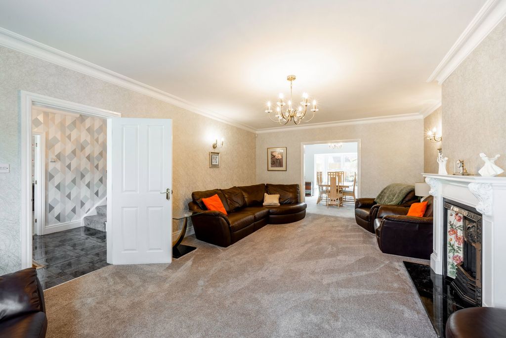 Additional image 14 of 5 bed detached house for saleWallace Court, Cheslyn Hay, Walsall WS6